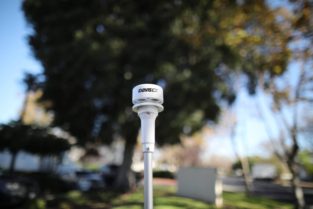 Davis Instruments Vantage Pro2 Review: It's Simply the Best 7 Davis sonic anemometer