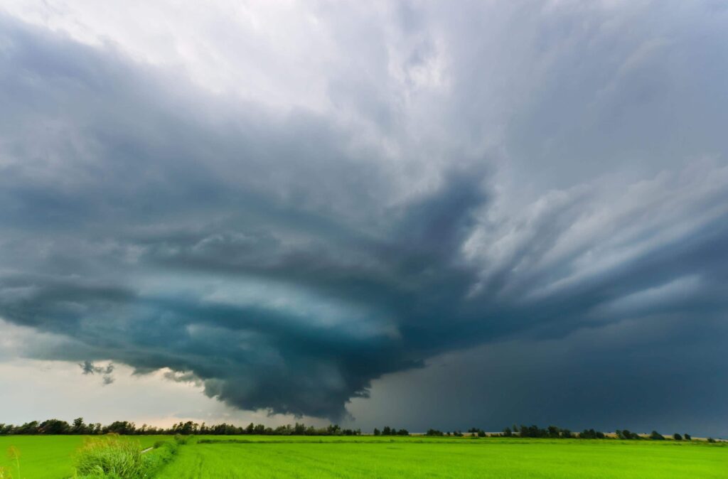 Is Tornado Alley Shifting East? The Data Says Yes 3 tornado alley supercell thunderstorm