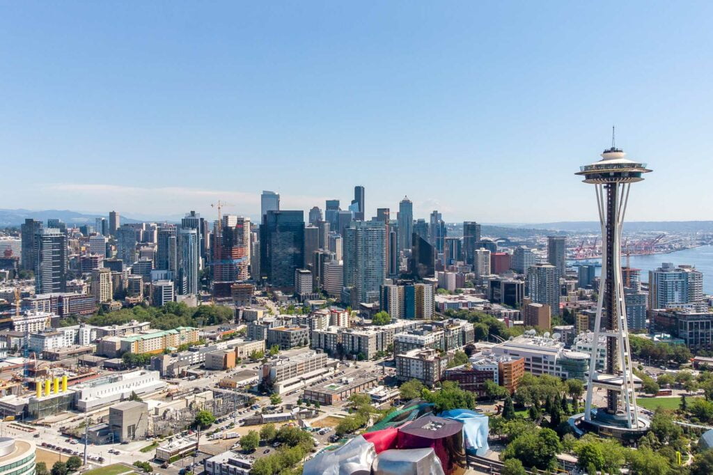 What is the Rainiest City in the US? (It's not Seattle) 5 rainiest city in the us