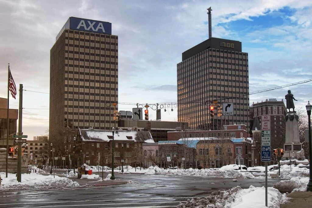 The Top 10 Snowiest Cities in the US: Syracuse is #1 1 Syracuse snowiest us cities